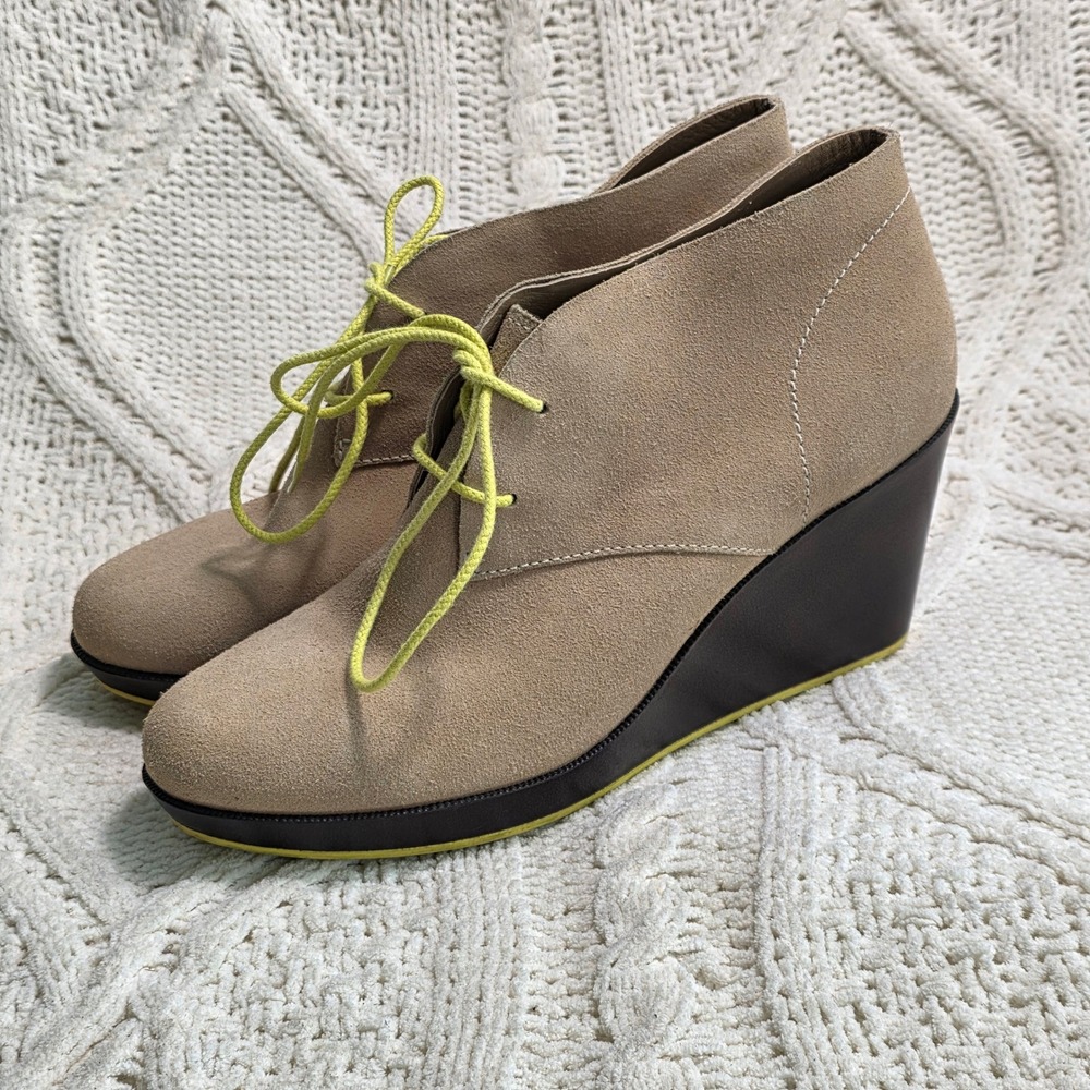 Cole Haan Nike Air Wedge Booties Tan Suede Neon Yellow Women 10.5 B Excellent